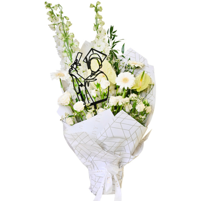 Graduation Bouquet White L