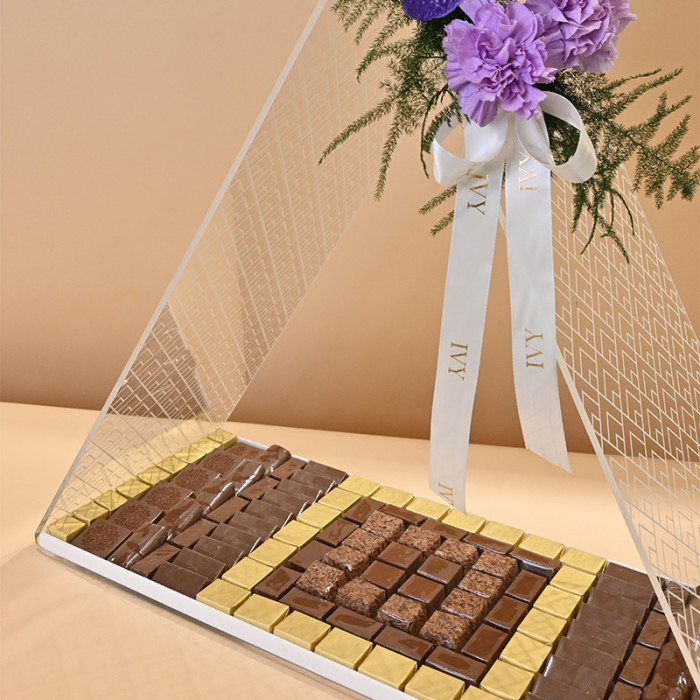 Triangle Tray Classic L
