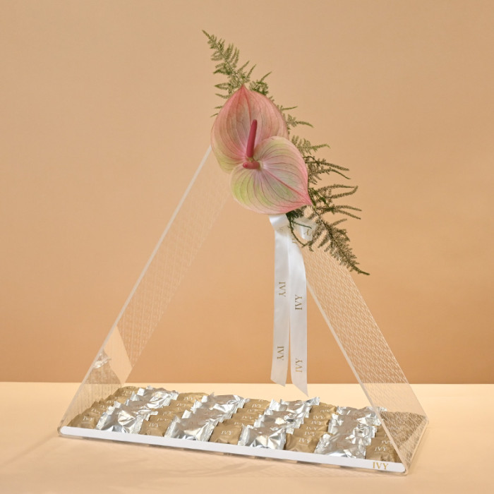 Triangle Tray Truffles L