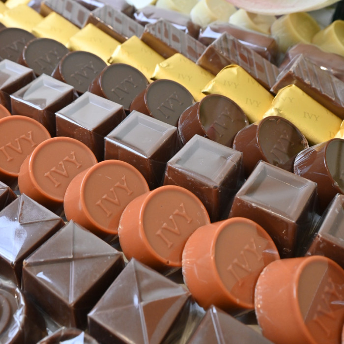 Grand Tray Gold