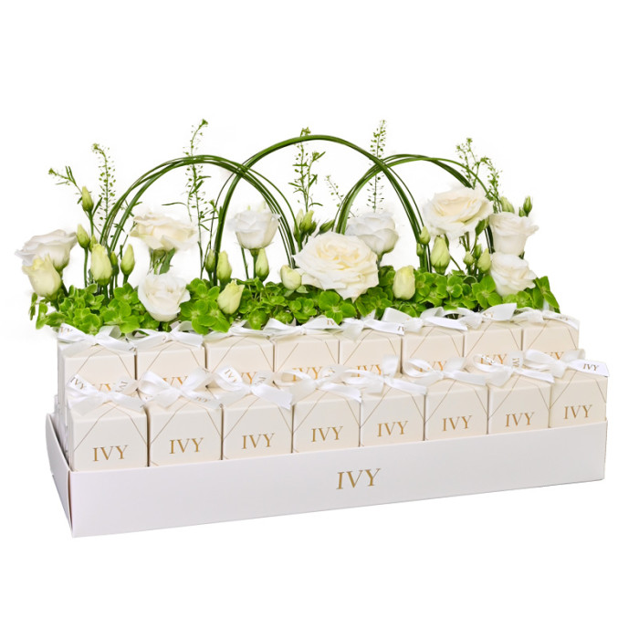 16 Cube Giveaways Tray
