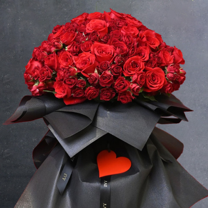 Valentine's 100 Roses